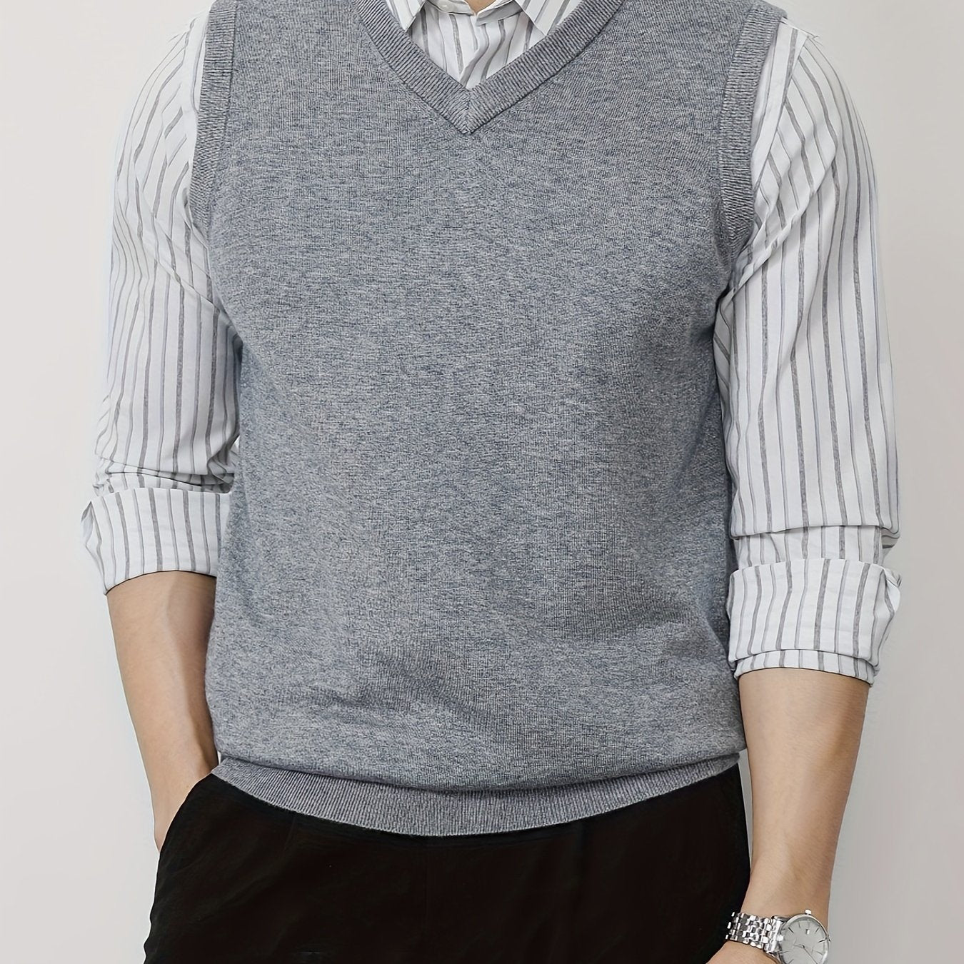 1pc Gilet sans manches en tricot à col en V uni pour homme - Pullover en polyester légèrement extensible pour le printemps\u002Fl'automne - Débardeur en tricot ajusté