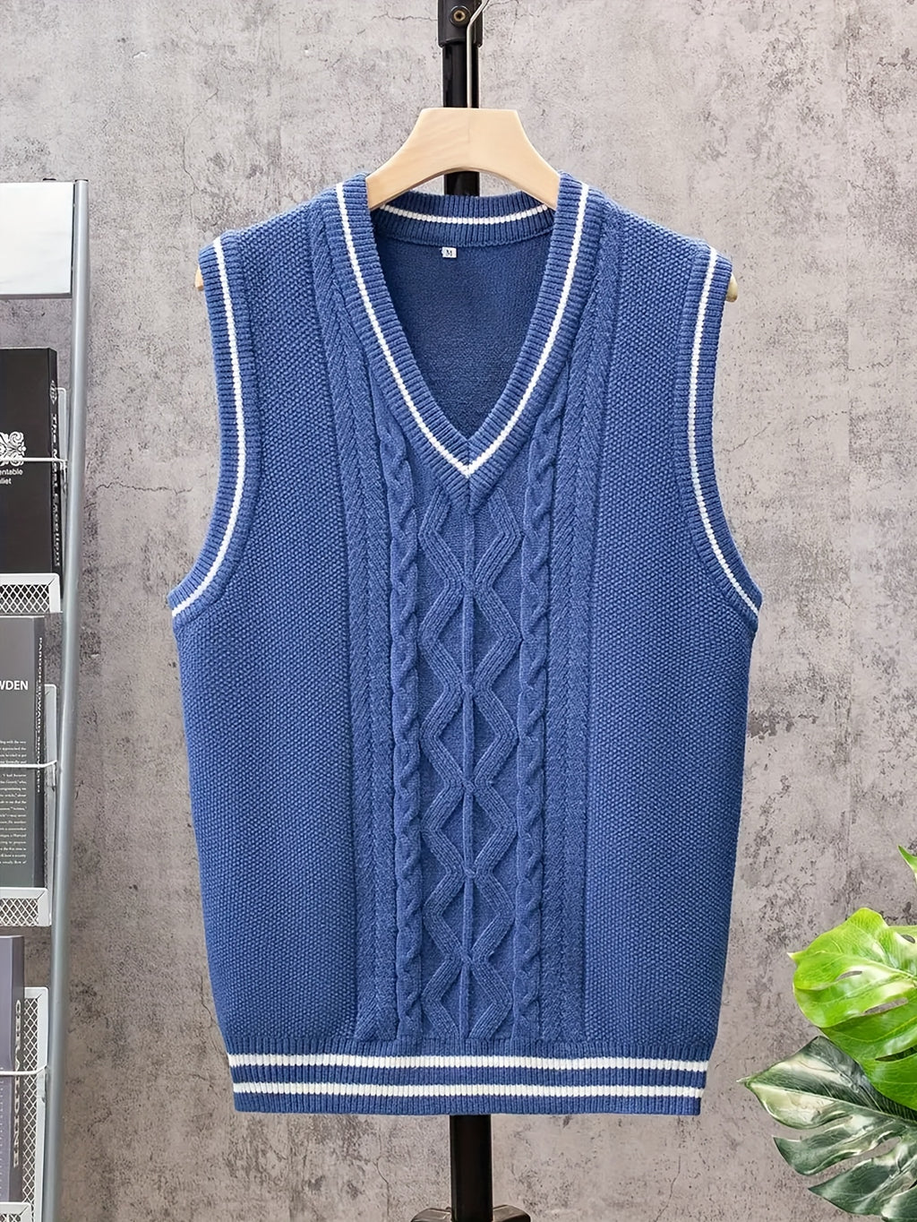 Gilet sans manches en viscose bleue pour homme - Design torsadé décontracté et sportif, col en V, élasticité moyenne, idéal pour la randonnée, les tenues décontractées et les activités de plein air.