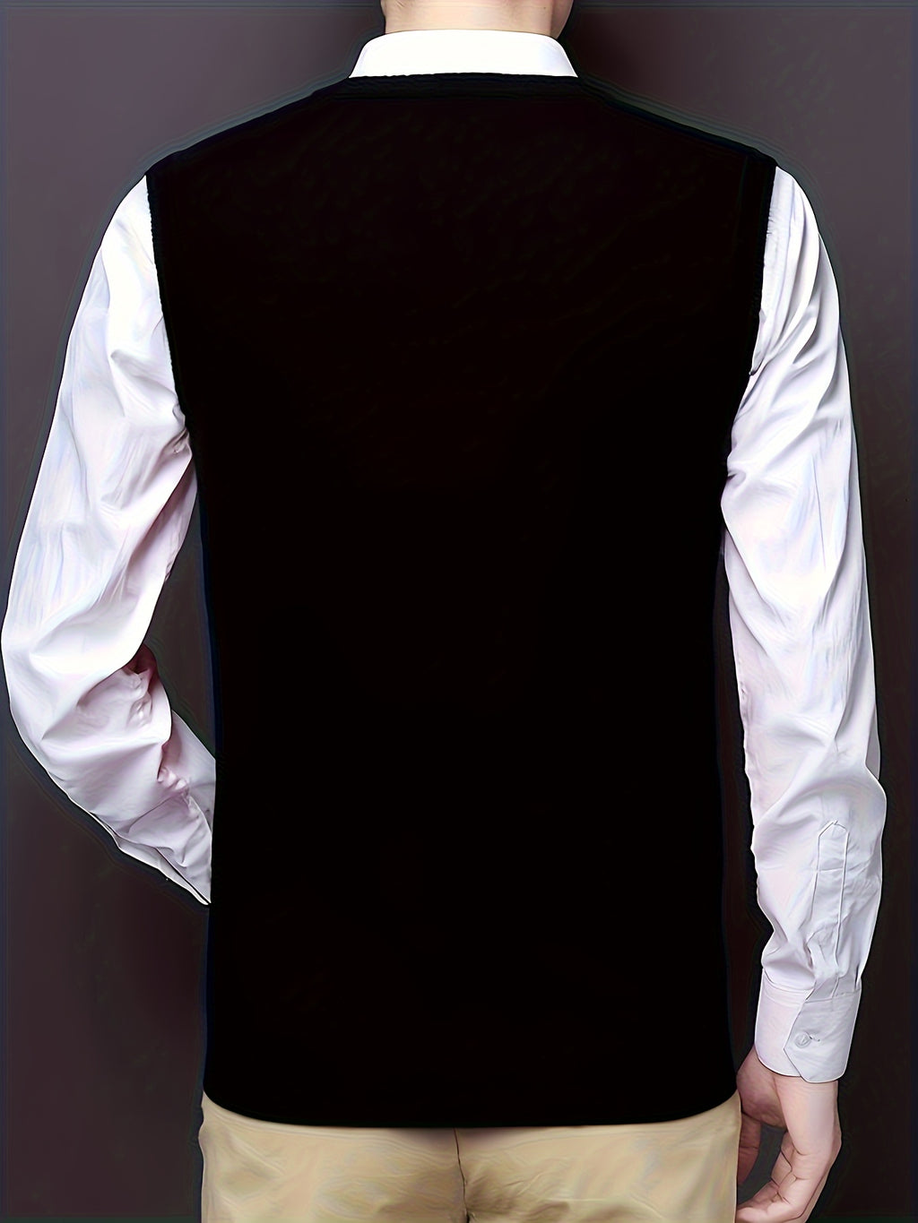 Gilet à col en V de couleur unie tricoté confortable et à la mode pour hommes 1 pièce (Jiang Xuyu)